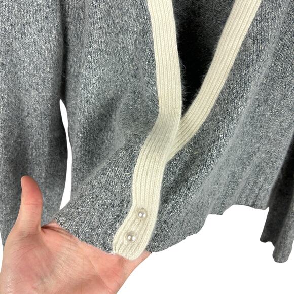 Vintage 70s Mohair Angora Blend Long Sleeve Preppy V Neck Button Front Cardigan - Picture 5 of 5